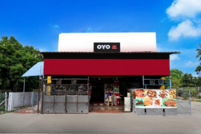 Collection O Pariyapillari Uptown